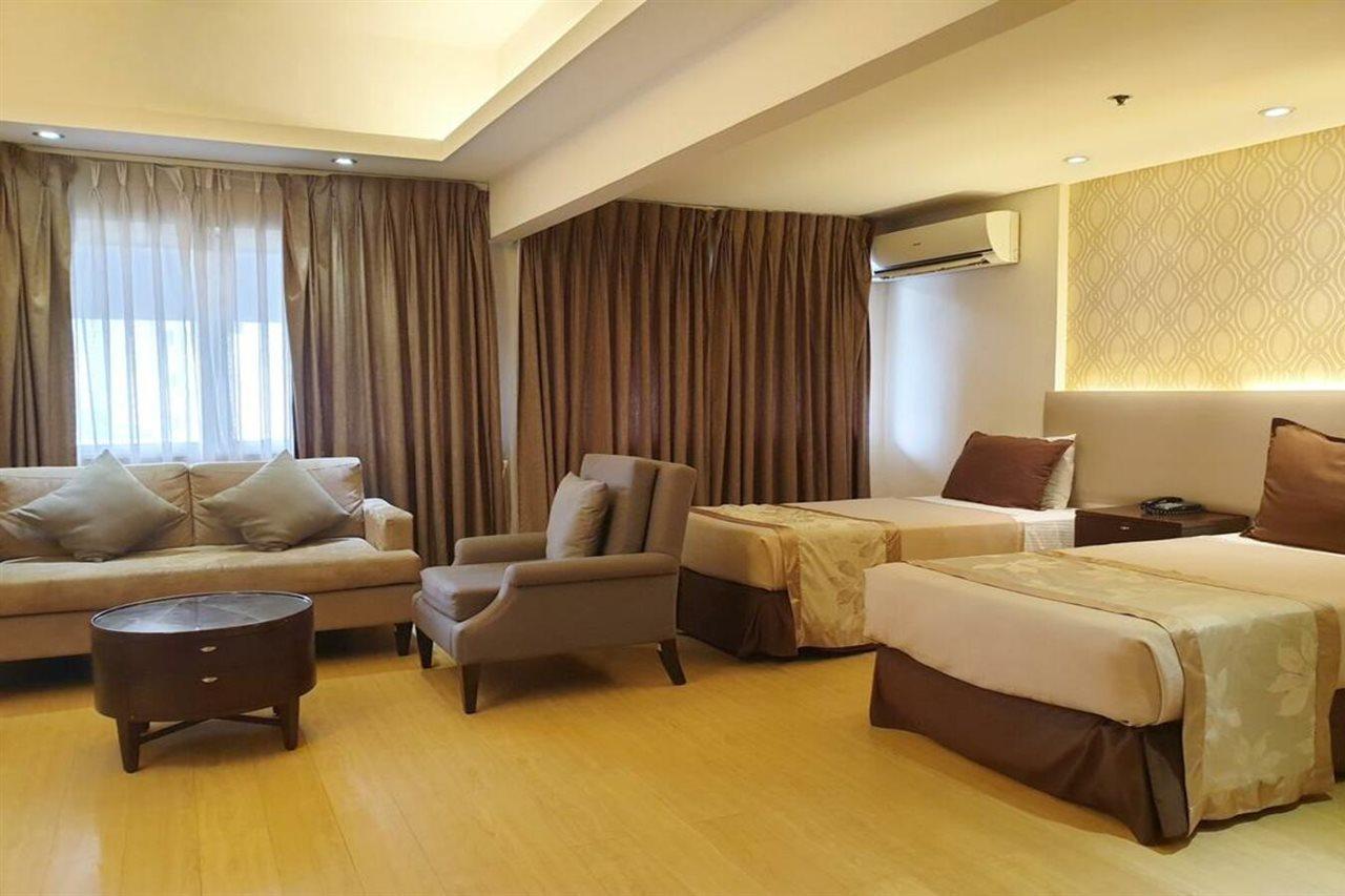 Imperial Palace Suites Quezon City Eksteriør billede