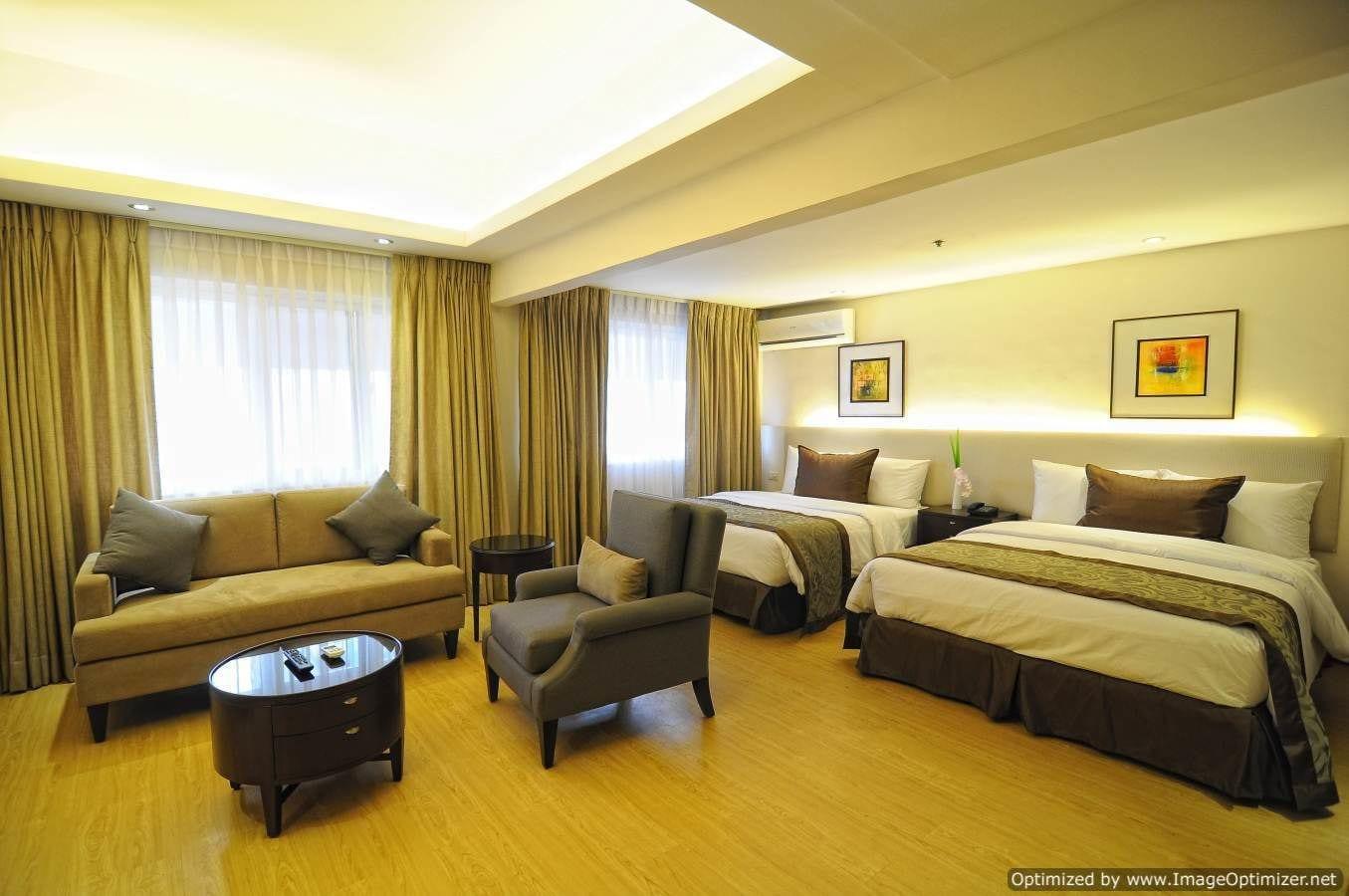 Imperial Palace Suites Quezon City Eksteriør billede