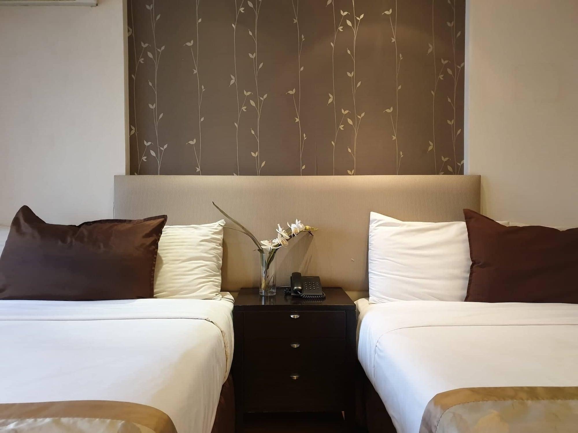 Imperial Palace Suites Quezon City Eksteriør billede