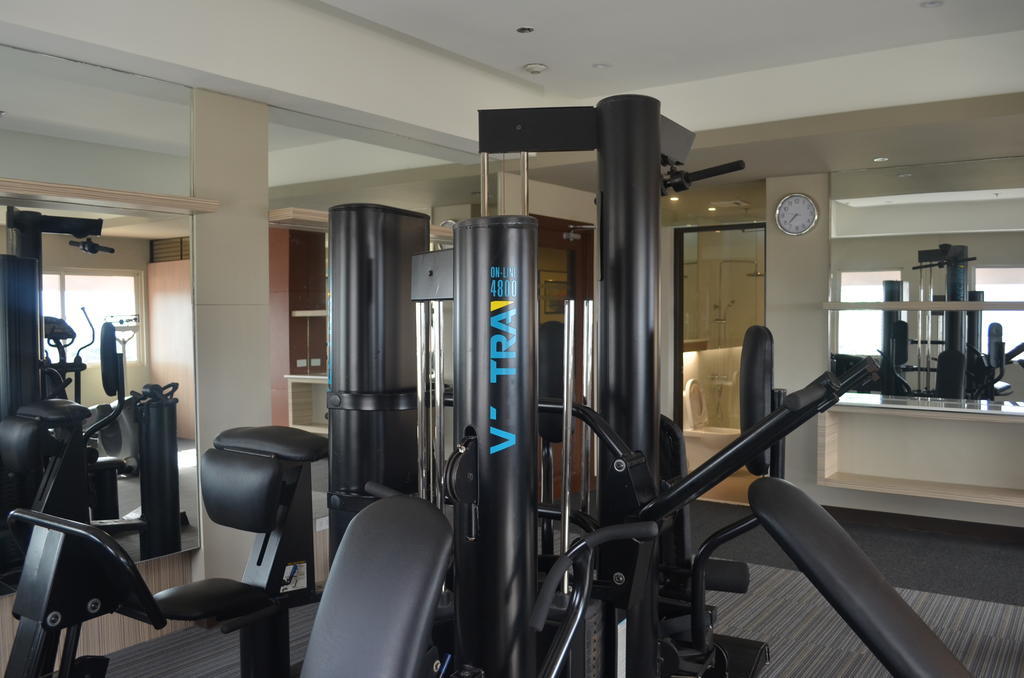 Imperial Palace Suites Quezon City Eksteriør billede