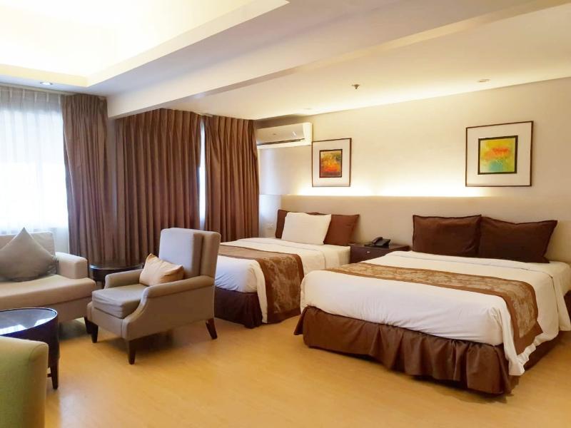 Imperial Palace Suites Quezon City Eksteriør billede