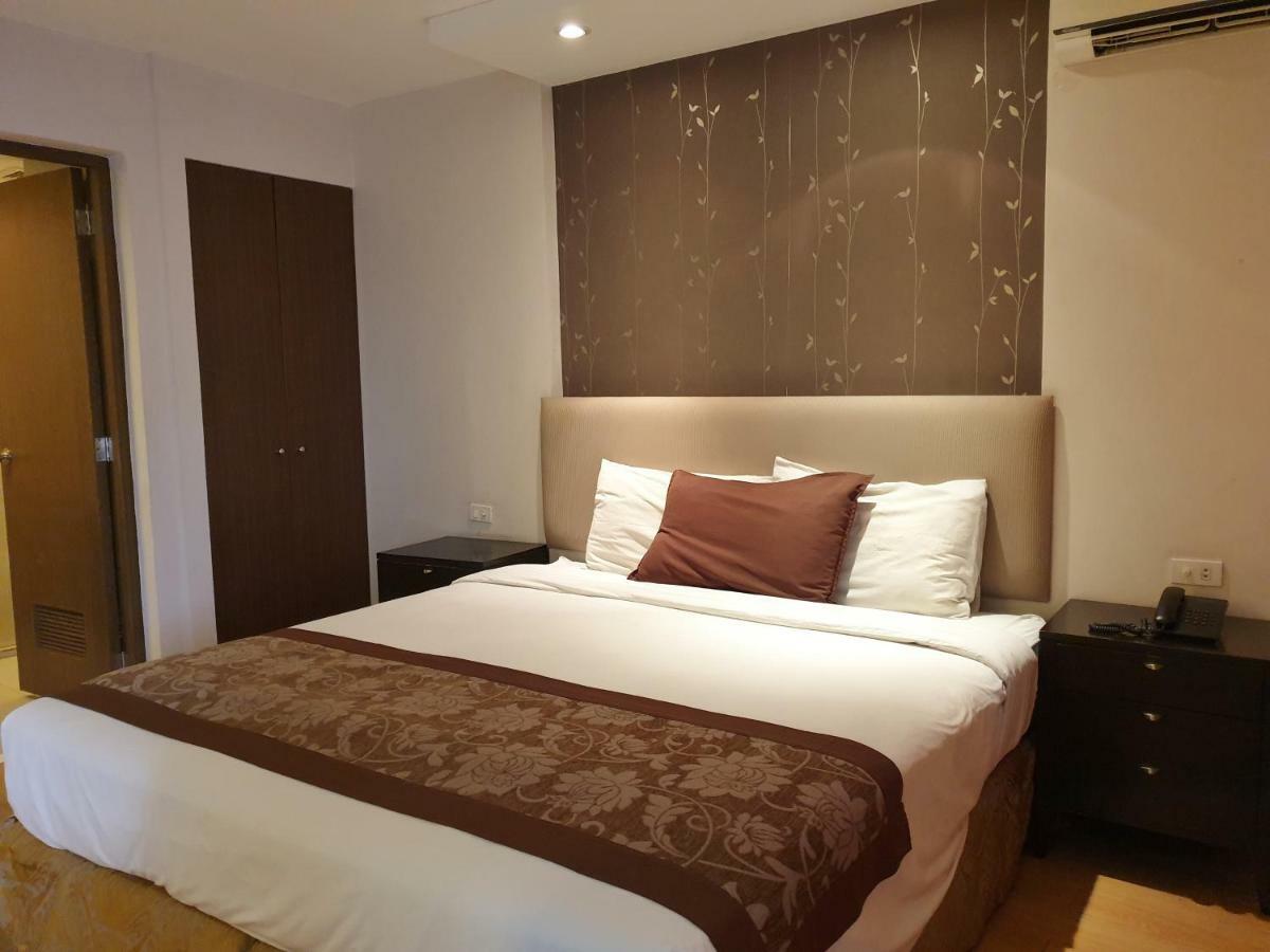 Imperial Palace Suites Quezon City Eksteriør billede
