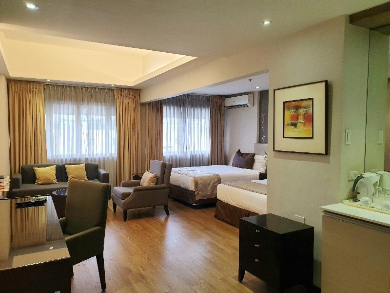 Imperial Palace Suites Quezon City Eksteriør billede