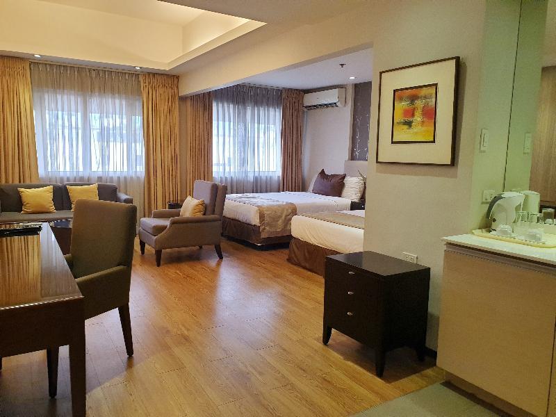 Imperial Palace Suites Quezon City Eksteriør billede